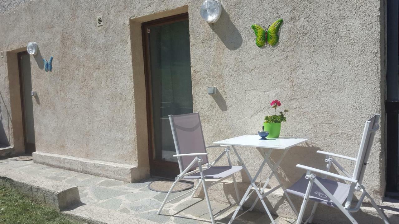 Maison Castellane Chambre D'Hotes B&B Extérieur photo